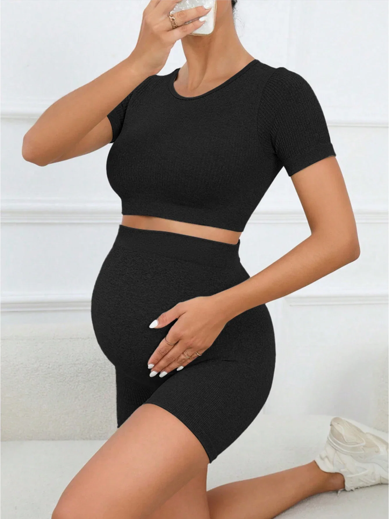 Maternity Set Seamless Top & Shorts